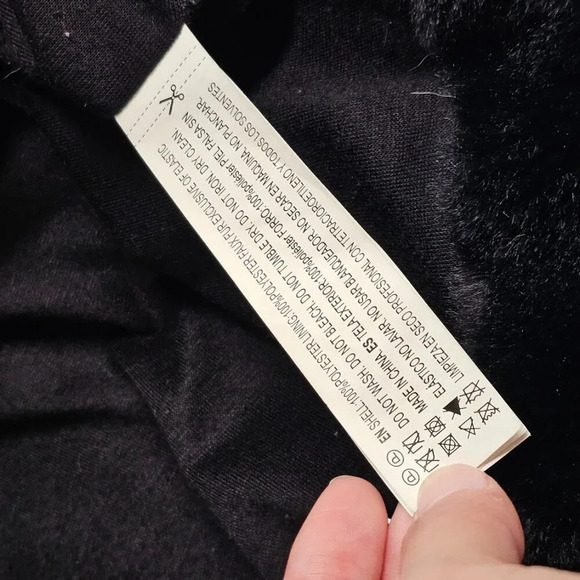 Forever 21 Fluffy Faux Fur Tie Waist Wide Sleeve Zip Up Jacket Black Size Small - Picture 7 of 7